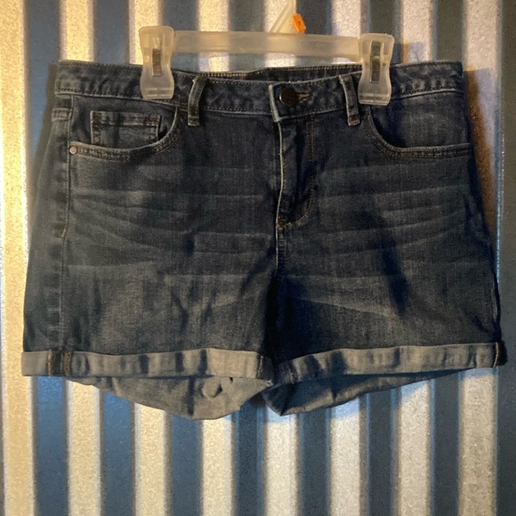 Lauren Conrad womens denim shorts size 10 - Picture 1 of 3